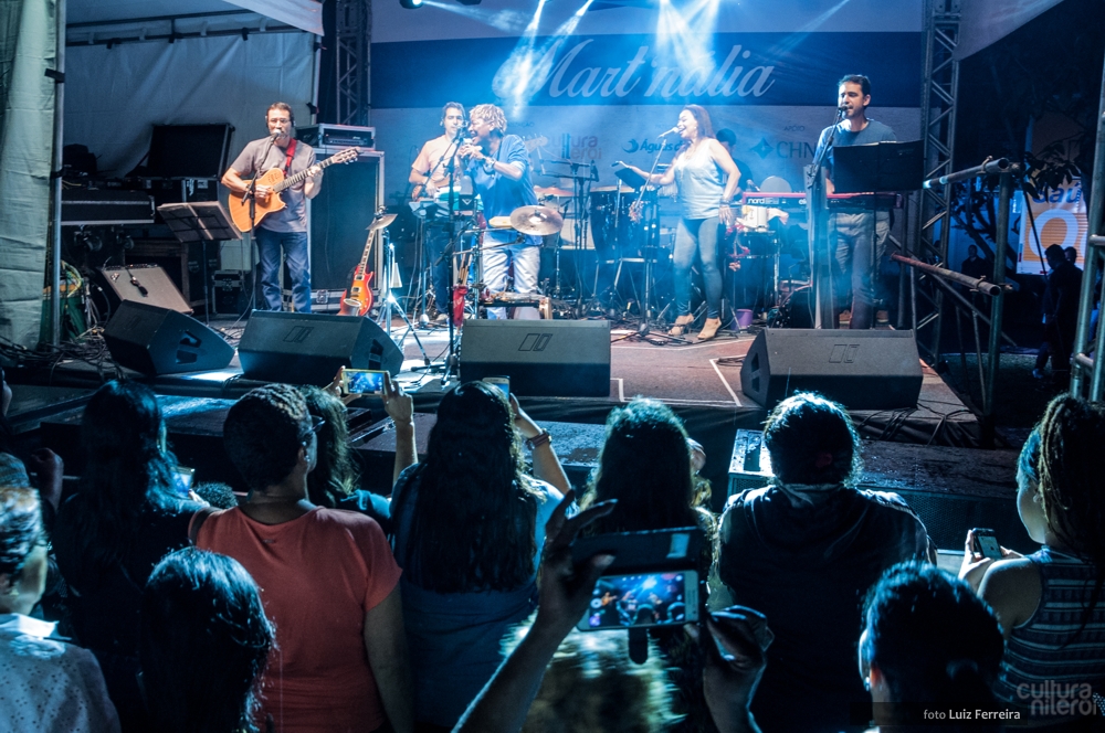 Fundação de Arte de Niterói Ana Carolina canta para 17 mil pessoas em