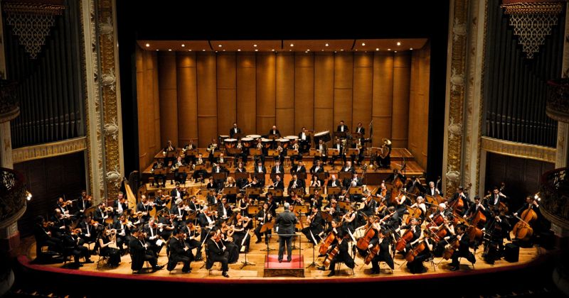 Pianistas de 11 e 15 anos tocam no projeto Quartas Clássicas, no Theatro  Municipal de Niterói